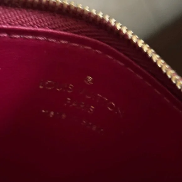 Authentic - like NEW! Louis Vuitton Brown and dark Fuchsia Monogram card Wallet - Picture 6 of 6